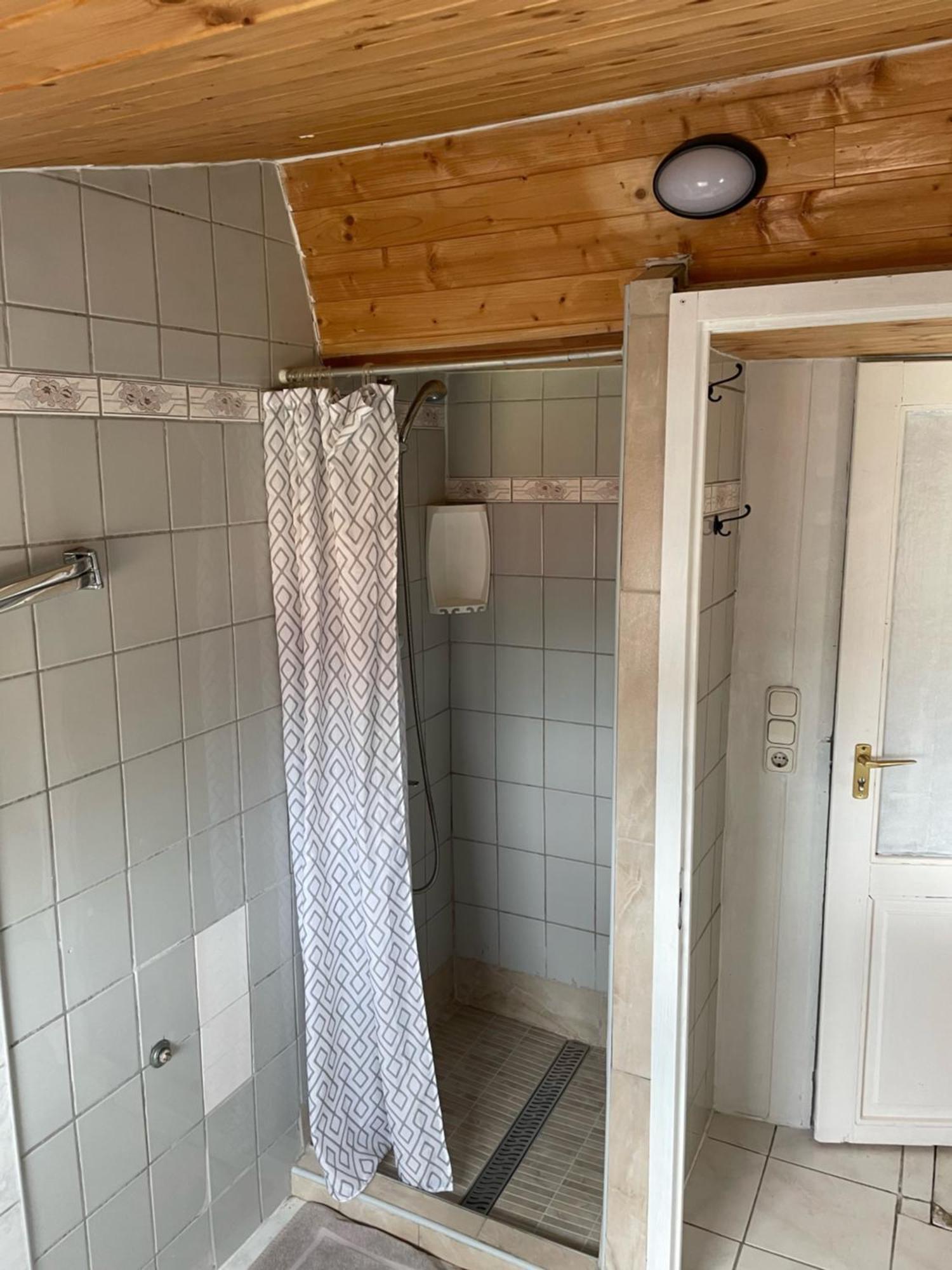 Lenzl'S Panzio Bed and Breakfast Szigetvár Buitenkant foto